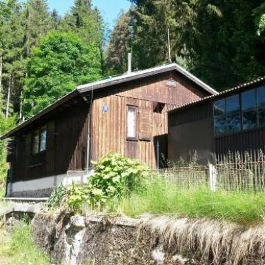 Die seismische Station und das Museum der Seismometrie bei Kašperské Hory