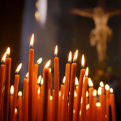 Kvítí mezi trny – koncert při svíčkách