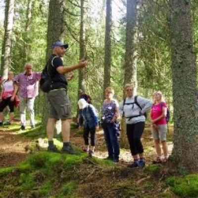 Putování po středověkých stezkách