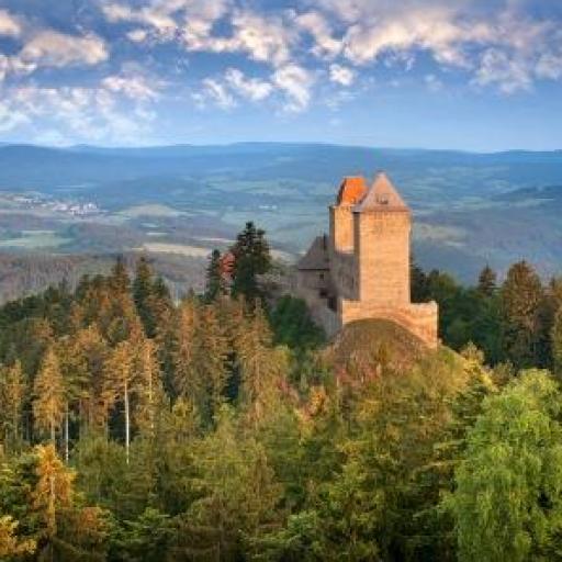 Světáci na hradě Kašperk